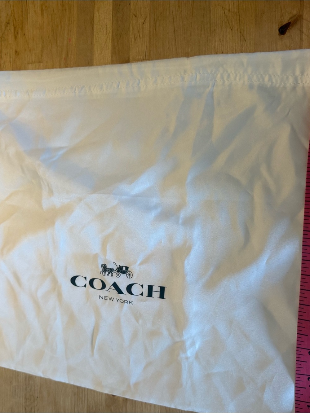 Coach White Dust Bag with Black Logo - Picture 5 of 5